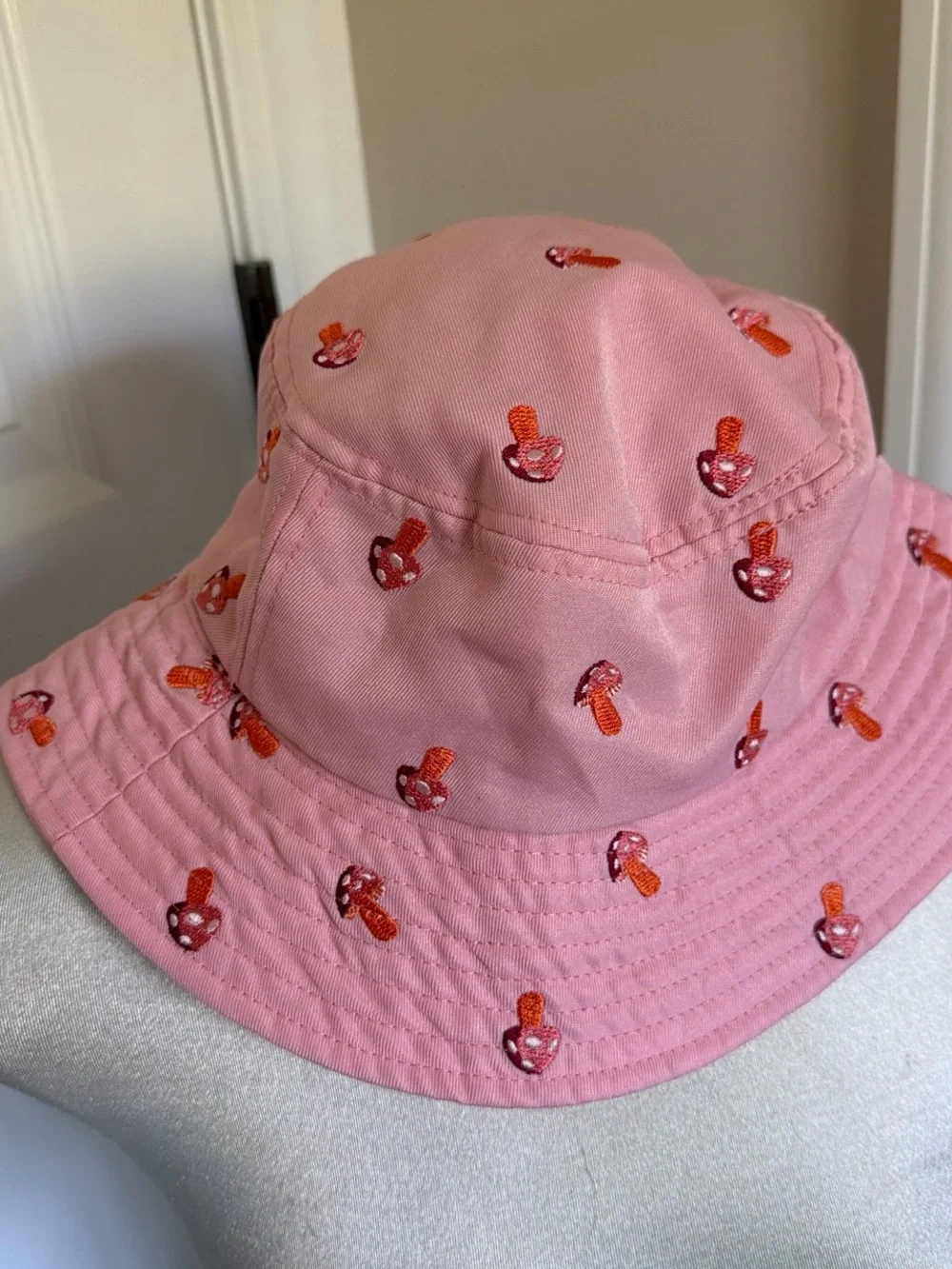 & Other Stories 🍄🩷 pink